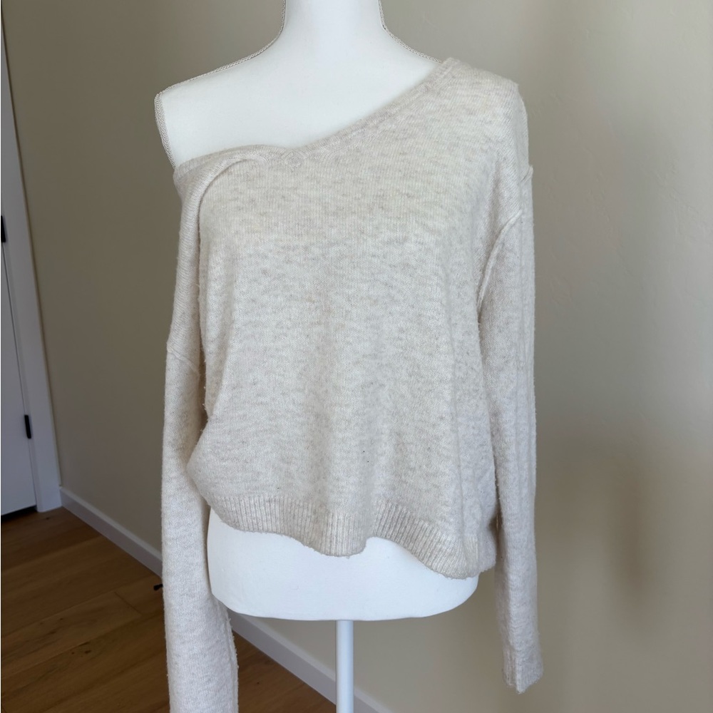 American Eagle Women's Off-Shoulder Cream Sweater